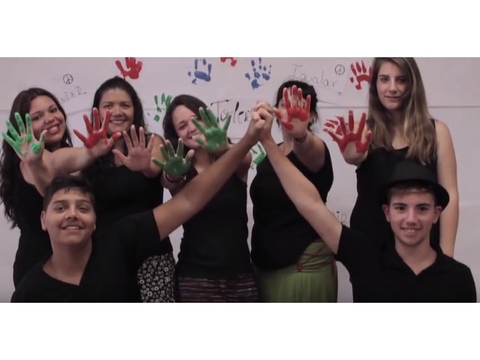 Fotograma vídeo Convivencia TV de la Fundación Atenea, jóvenes de Villarejo d