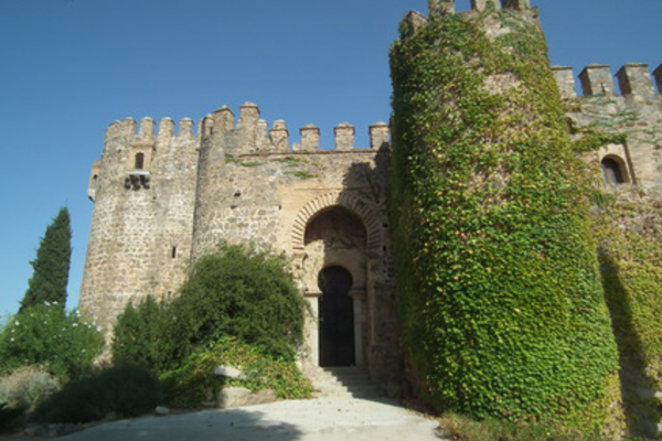 Imagen del Albergue Juvenil Castillo de San Servando, donde se celebra el Encuen